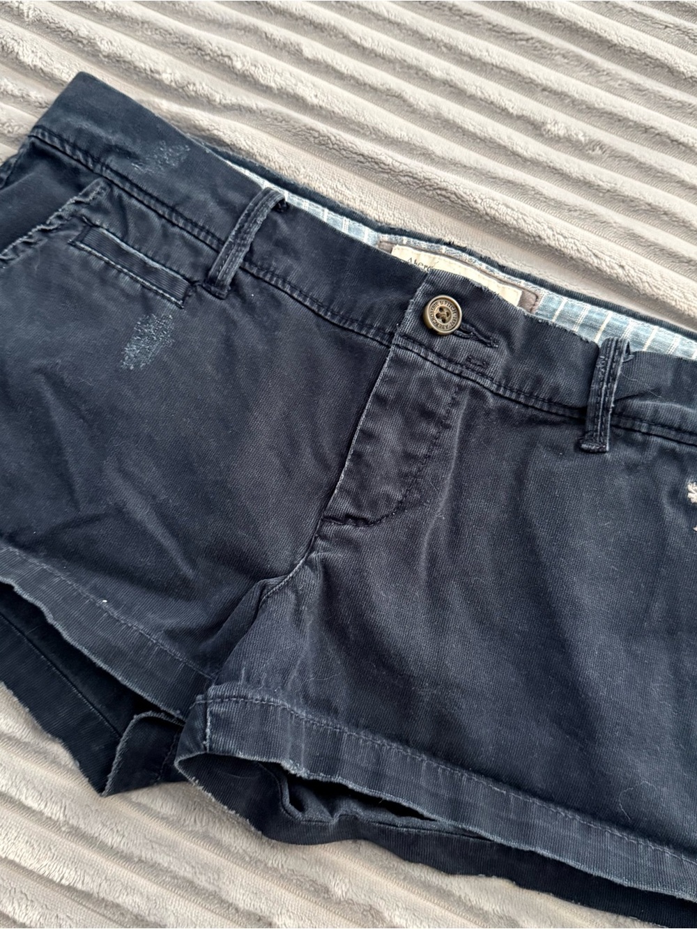 Abercrombie & Fitch Dark Navy Cotton Logo Shorts - Picture 5 of 5